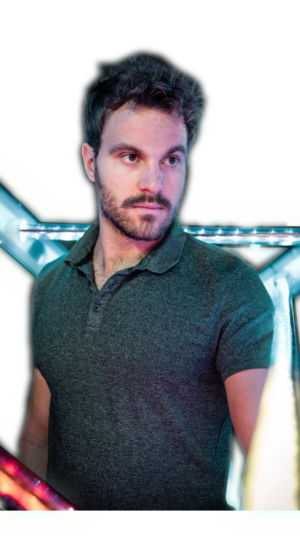 Dennis-PNG-300x537